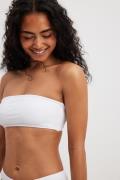 Lima Ché x NA-KD Ribbad bandeau-bikinitopp - White