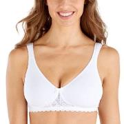 Swegmark BH Beautiform Soft Bra Fairtrade Molded Cups Vit B 75 Dam