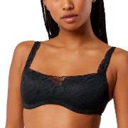 Triumph BH Body Make-Up Illusion Lace Balconette Svart C 80 Dam