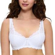 Triumph BH Amourette Wired Bra With Lace Vit B 70 Dam