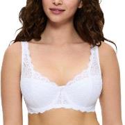 Triumph BH Amourette Wired Bra With Lace Vit F 85 Dam