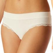 Schiesser Trosor Unique Cotton Lace Brazilian Brief Creme bomull 40 Da...