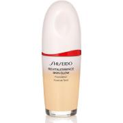 Shiseido Revitalessence Glow Foundation 120 Ivory - 30 ml