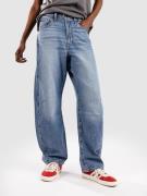 Levi's Cinch Barrel Jeans let love in