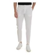 Fay Chinos White, Herr