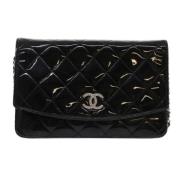 Chanel Vintage Förhandsägd Svart Läder Chanel Plånbok på Kedja Black, ...