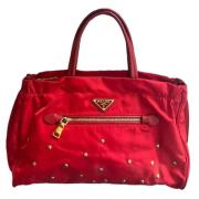 Prada Vintage Pre-owned Nylon handvskor Red, Dam