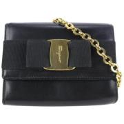 Salvatore Ferragamo Pre-owned Förägda läderkroppspåsar Black, Dam