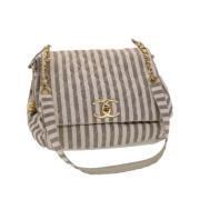 Chanel Vintage Pre-owned Canvas chanel-vskor Beige, Dam