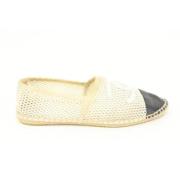 Chanel Vintage Stiliga Begagnade Platta Skor - Storlek 41 White, Dam