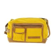 Burberry Vintage Pre-owned Canvas axelremsvskor Yellow, Dam