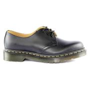 Dr. Martens Svarta Derby Skor Black, Dam