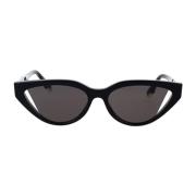 Fendi Glamorösa Cat-Eye Solglasögon Black, Dam