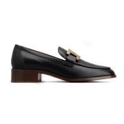 Tod's Svarta Läderloafers med Metallkedja Black, Dam