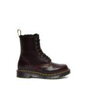 Dr. Martens Klassiska Svarta Snörstövlar Black, Dam