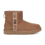 UGG Klassiska Mini Side Logo Ankelboots Brown, Dam