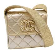 Chanel Vintage Skulderväska som är begagnad Yellow, Dam