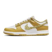 Nike Barley Paisley Dunk Low - Stiliga och mångsidiga sneakers Yellow,...