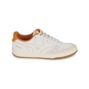 Mizuno Sneakersy Velvet City Wind White, Herr