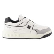 Valentino Garavani One Stud Sneakers med snörning Gray, Herr