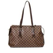 Louis Vuitton Vintage Pre-owned Tyg axelremsvskor Brown, Dam