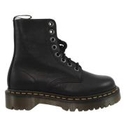 Dr. Martens Stövlar med snörning Black, Dam