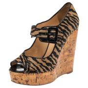 Christian Louboutin Pre-owned Pre-owned Raffia sandaler Brown, Dam