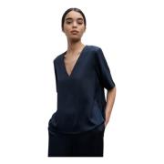 Ahlvar Gallery Yoli silkes V-ringad blus Blue, Dam