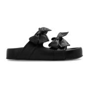 AGL ‘Jane’ slides Black, Dam