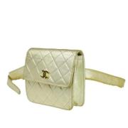 Chanel Vintage Pre-owned Metall chanel-vskor Yellow, Dam