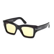 Tom Ford Elegant Solglasögon för Stilmedvetna Individer Black, Unisex