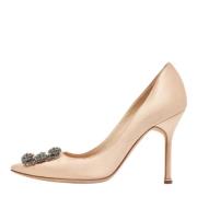 Manolo Blahnik Pre-owned Pre-owned Satin klackskor Beige, Dam