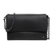 Calvin Klein Jeans Stilig Crossbody-väska med Magnetlås Black, Dam