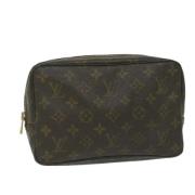 Louis Vuitton Vintage Pre-owned Canvas kuvertvskor Brown, Dam