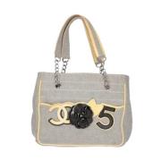 Chanel Vintage Pre-owned Bomull chanel-vskor Gray, Dam