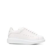 Alexander McQueen Vita Logosneakers Rund Tå Gummisula White, Dam