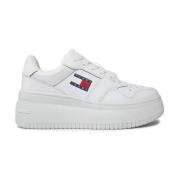 Tommy Jeans Stiliga tryckta lädersneakers med gummisula White, Dam