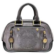 Louis Vuitton Vintage Pre-owned Tyg louis-vuitton-vskor Gray, Dam