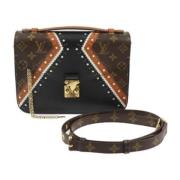 Louis Vuitton Vintage Pre-owned Tyg louis-vuitton-vskor Brown, Dam