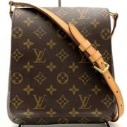 Louis Vuitton Vintage Pre-owned Canvas axelremsvskor Brown, Dam