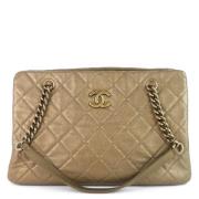 Chanel Vintage Pre-owned Laeder totevskor Yellow, Dam