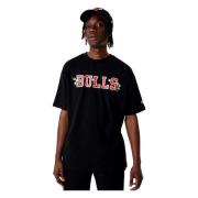 New Era Svart Bulls NBA Blommig Grafisk T-shirt Black, Unisex