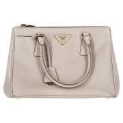 Prada Vintage Pre-owned Laeder handvskor Beige, Dam