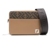 Fendi Beige Läder Axelväska med FF Appliqué Beige, Herr