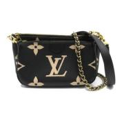 Louis Vuitton Vintage Pre-owned Tyg louis-vuitton-vskor Black, Dam