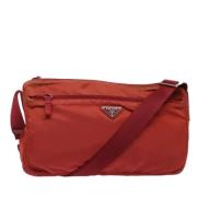 Prada Vintage Pre-owned Nylon prada-vskor Red, Dam