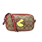 Coach Pre-owned Pre-owned Canvas axelremsvskor Beige, Dam