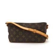 Louis Vuitton Vintage Pre-owned Tyg louis-vuitton-vskor Brown, Dam