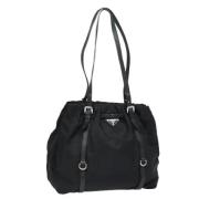 Prada Vintage Pre-owned Nylon totevskor Black, Dam