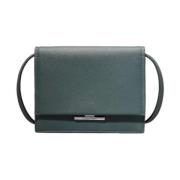 Calvin Klein Linjär Crossbody-väska i Saffiano läder Green, Dam